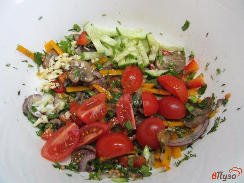 Фото приготовление рецепта: Овощной салат с тыквой и шампиньоном шаг №7