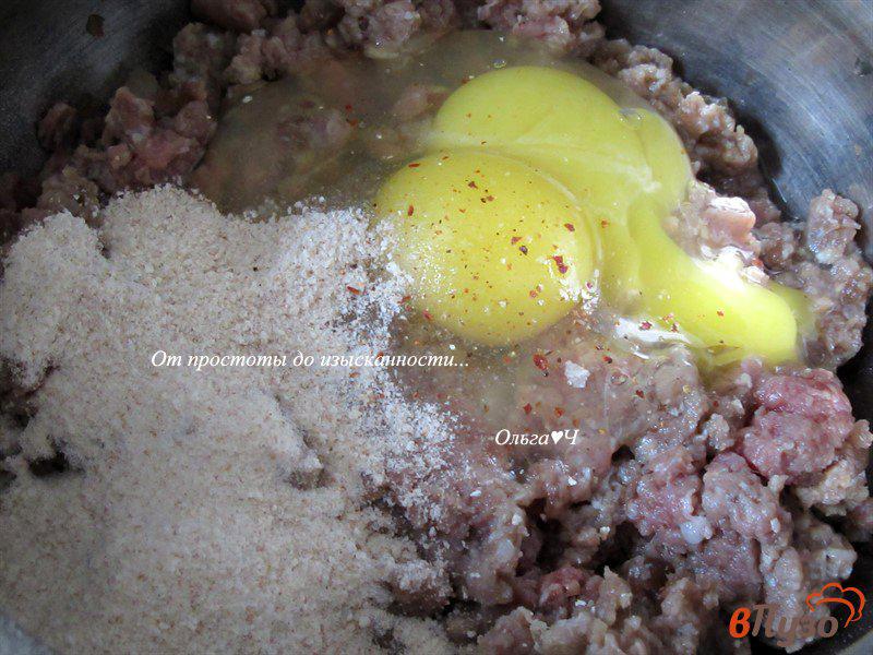 Фото приготовление рецепта: Фрикадельки в томатном соусе шаг №1