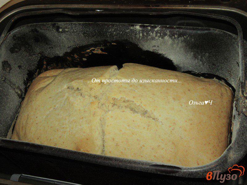 Фото приготовление рецепта: Пшеничный хлеб с отрубями на топленом масле шаг №4