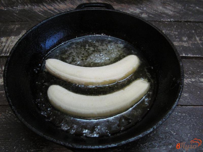 Фото приготовление рецепта: Блинчики с карамелью и бананами шаг №5
