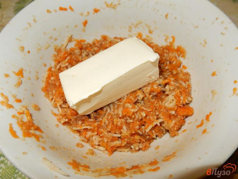 Фото приготовление рецепта: Паштет из икры сельди с сыром и морковью шаг №5