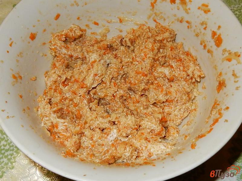 Фото приготовление рецепта: Паштет из икры сельди с сыром и морковью шаг №6