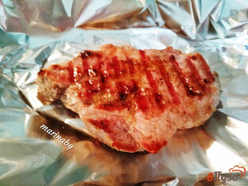 Фото приготовление рецепта: Свиной стейк гриль шаг №4