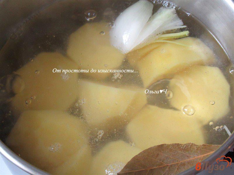 Фото приготовление рецепта: Вареники с картошкой (без масла) шаг №1