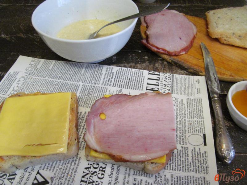 Фото приготовление рецепта: Сэндвич «Монте Кристо» шаг №3