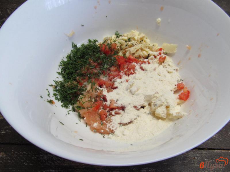 Фото приготовление рецепта: Рубленые котлеты из курицы с сыром и помидором шаг №5
