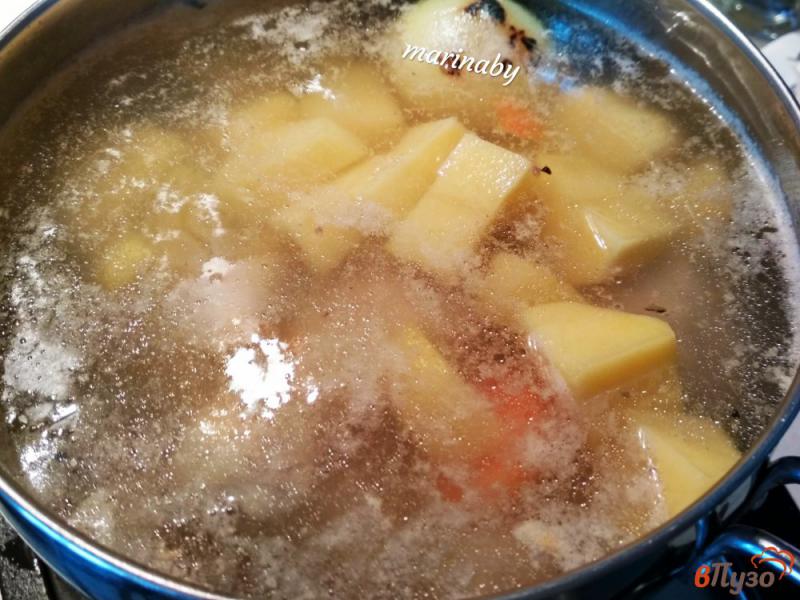 Фото приготовление рецепта: Лёгкий суп-пюре на курином бульоне шаг №2