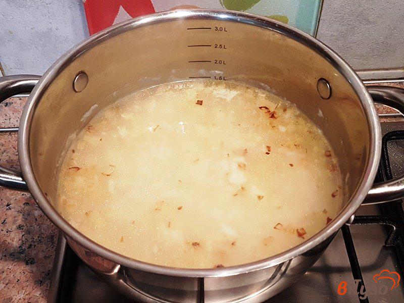 Фото приготовление рецепта: Томатный суп с рисом и овощами шаг №7