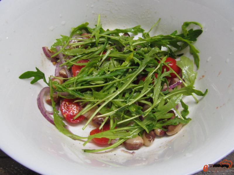 Фото приготовление рецепта: Салат из фасоли с помидором черри шаг №5