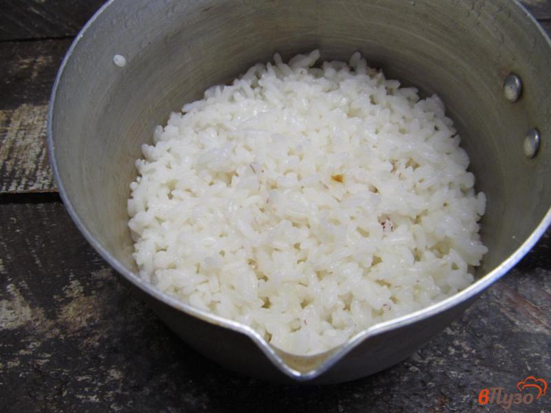 Фото приготовление рецепта: Салат грибной с рисом и цыпленком шаг №1