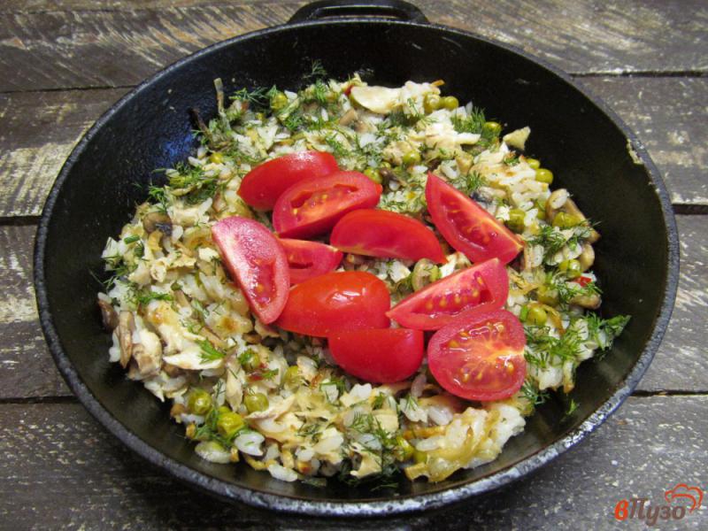 Фото приготовление рецепта: Салат грибной с рисом и цыпленком шаг №9