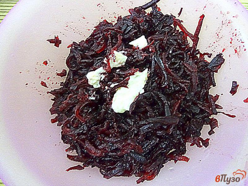 Фото приготовление рецепта: Свекла в микроволновке и салат из неё шаг №6