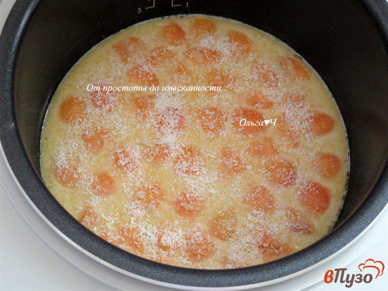 Фото приготовление рецепта: Рисовый пирог с абрикосами шаг №4