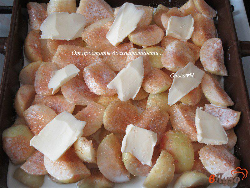 Фото приготовление рецепта: Яблоки, запеченные в сливках шаг №3