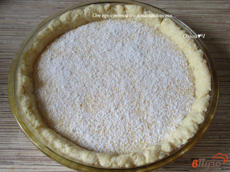 Фото приготовление рецепта: Творожный пирог с кокосовой стружкой шаг №6