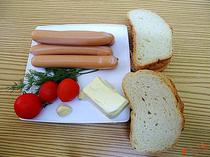 Фото приготовление рецепта: Горячие бутерброды на скорую руку шаг №1