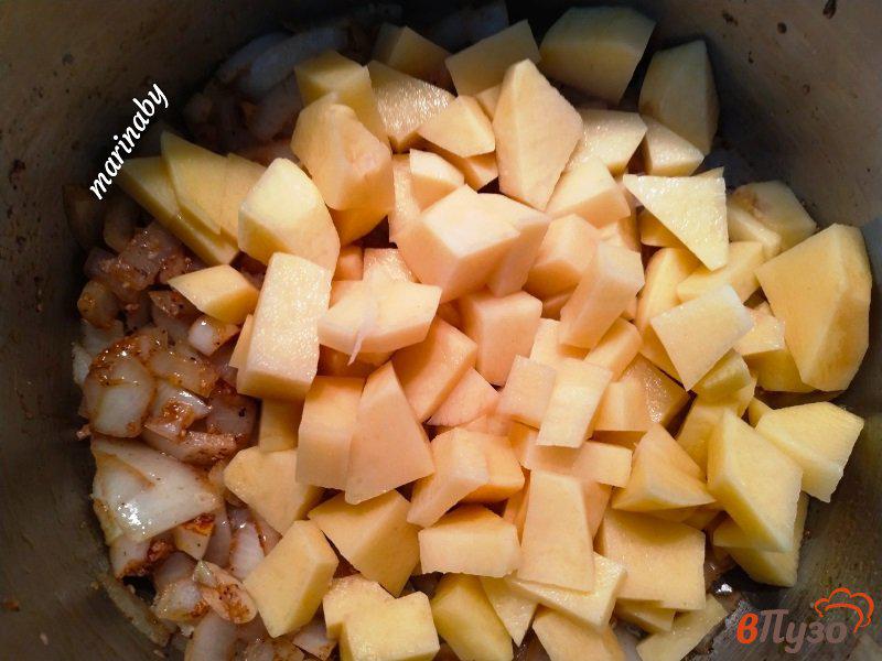 Фото приготовление рецепта: Суп-пюре из цветной капусты шаг №4