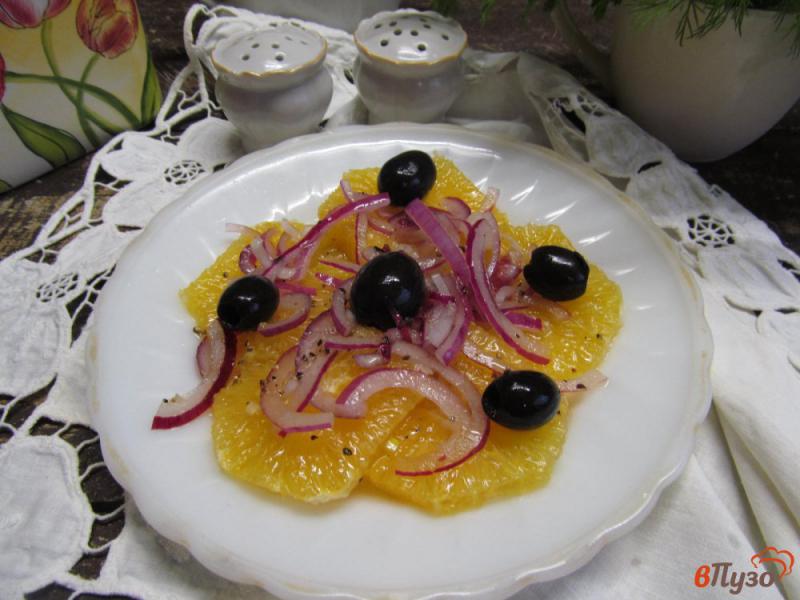 Фото приготовление рецепта: Салат из апельсина по-сицилийски шаг №4