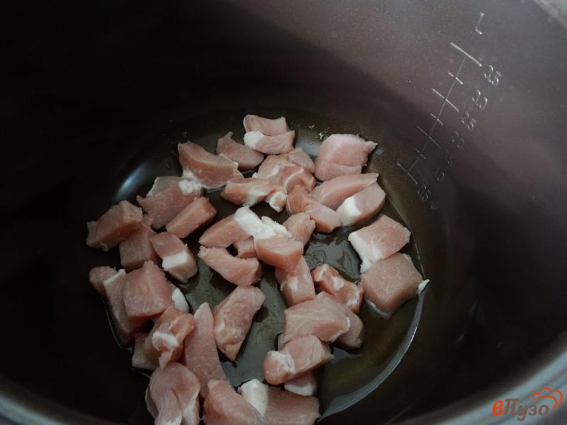 Фото приготовление рецепта: Плов из булгура со свининой шаг №2