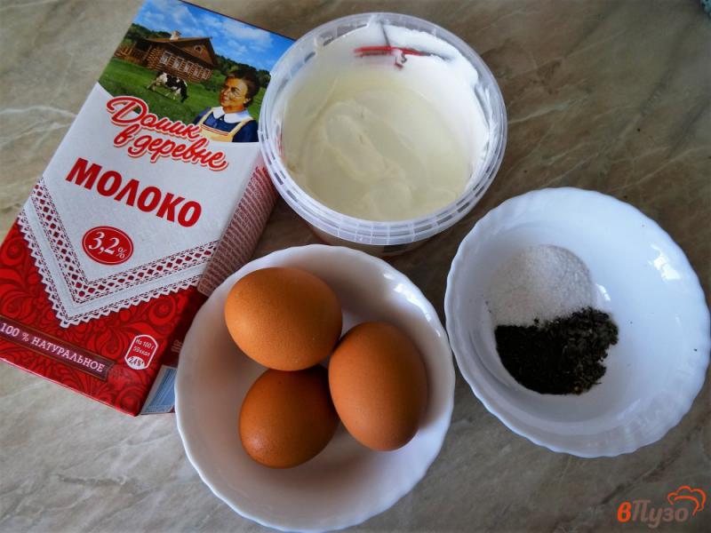 Фото приготовление рецепта: Творожный сыр с укропом и базиликом шаг №1