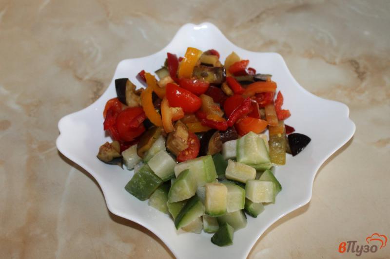 Фото приготовление рецепта: Овощное рагу с шампиньонами в томате шаг №2