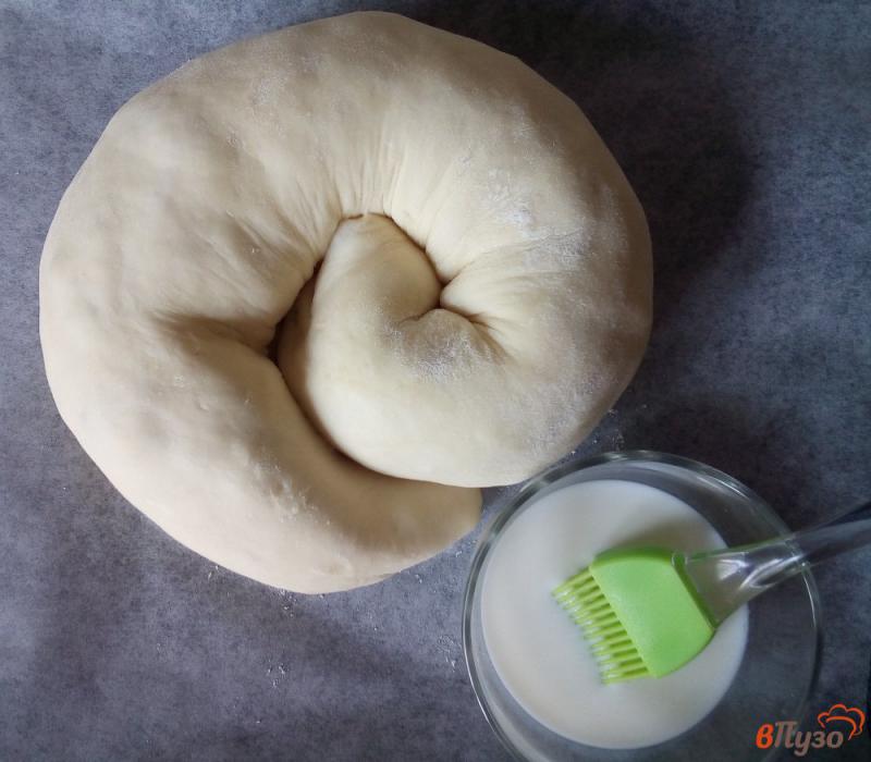 Фото приготовление рецепта: Сдобный хлеб с зеленью шаг №10