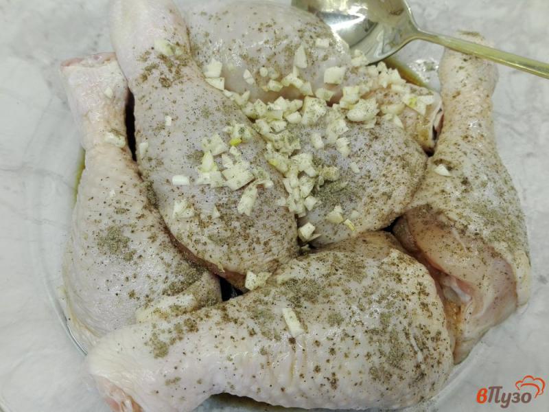 Фото приготовление рецепта: Куриные голени в апельсиновом соусе шаг №3
