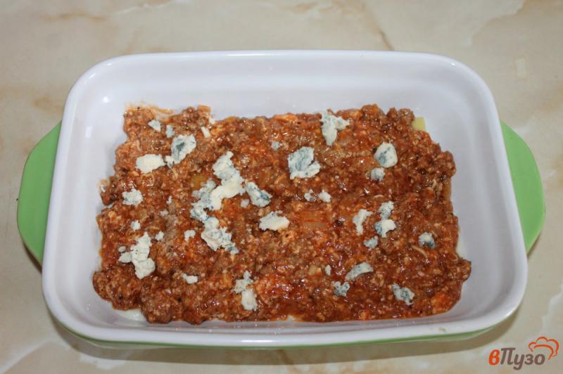 Фото приготовление рецепта: Лазанья болоньезе с сыром Дор Блю шаг №10