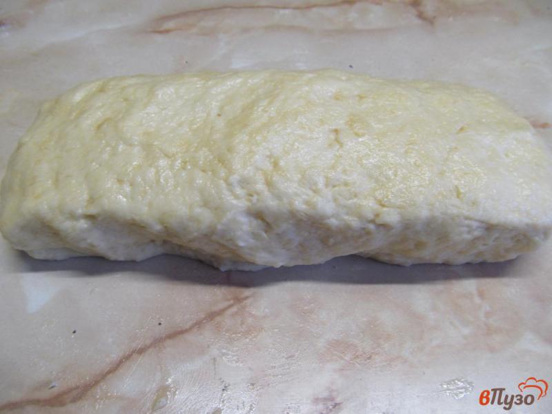 Фото приготовление рецепта: Закусочное печенье - булочки шаг №4