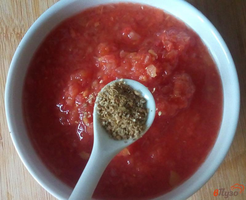Фото приготовление рецепта: Фокачча с острым томатным соусом шаг №4