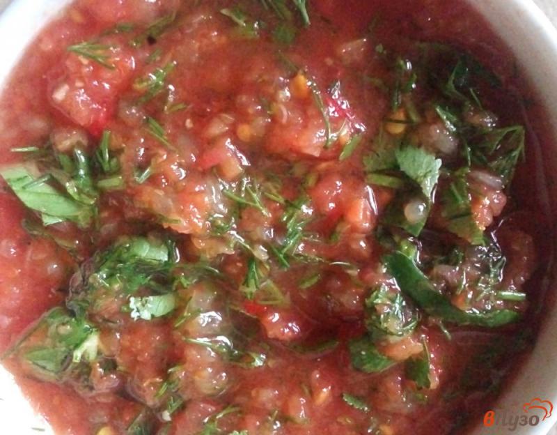 Фото приготовление рецепта: Фокачча с острым томатным соусом шаг №7