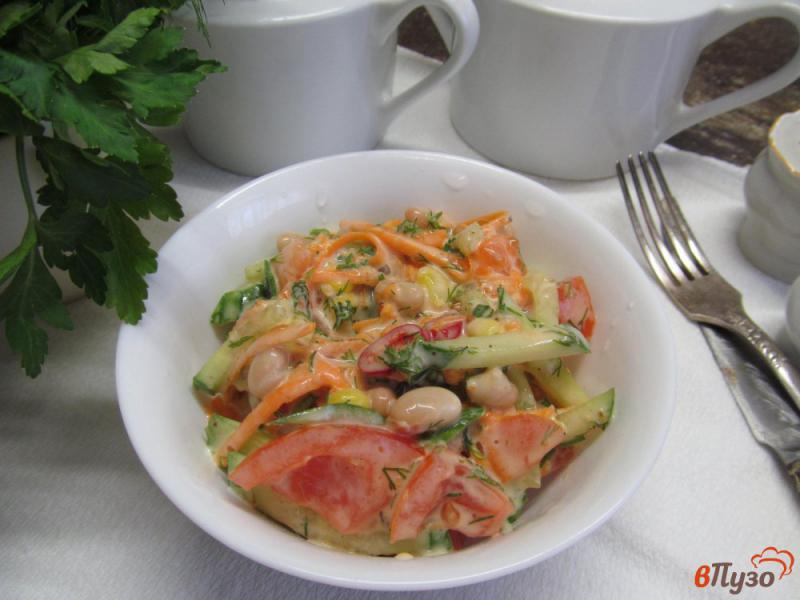 Фото приготовление рецепта: Овощной салат с бобовыми шаг №6