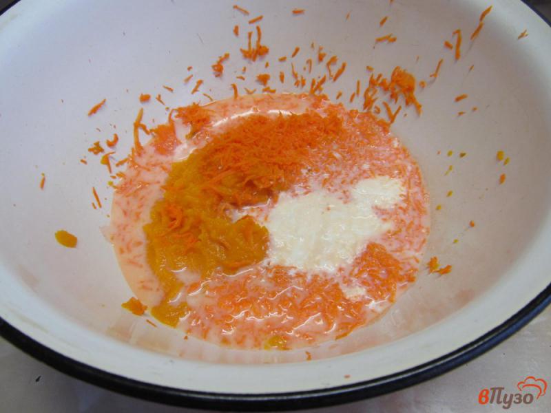 Фото приготовление рецепта: Тыквенный хлеб с морковью шаг №2