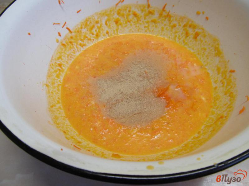 Фото приготовление рецепта: Тыквенный хлеб с морковью шаг №3