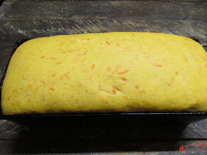 Фото приготовление рецепта: Тыквенный хлеб с морковью шаг №8