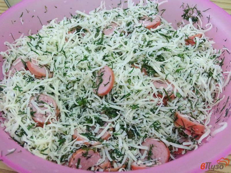 Фото приготовление рецепта: Конвертики из капусты с сыром в кляре шаг №7