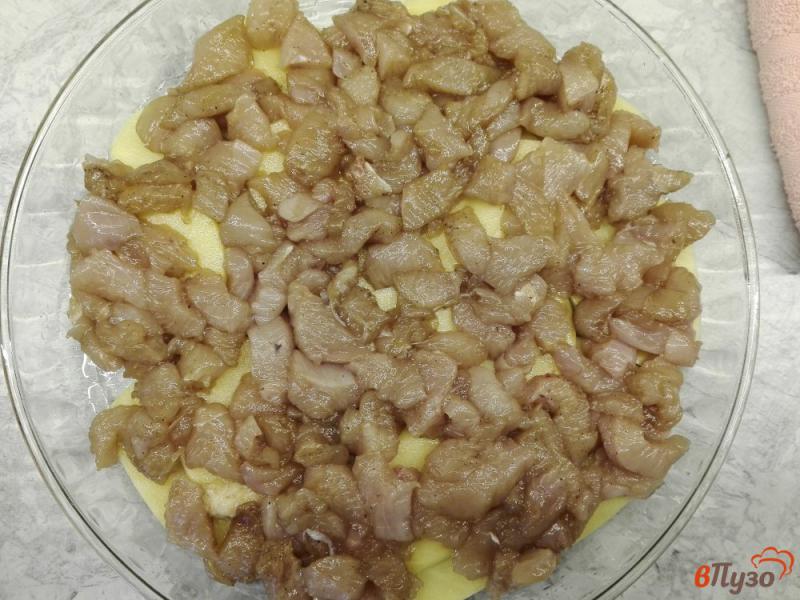 Фото приготовление рецепта: Картофельная запеканка с курицей шаг №8