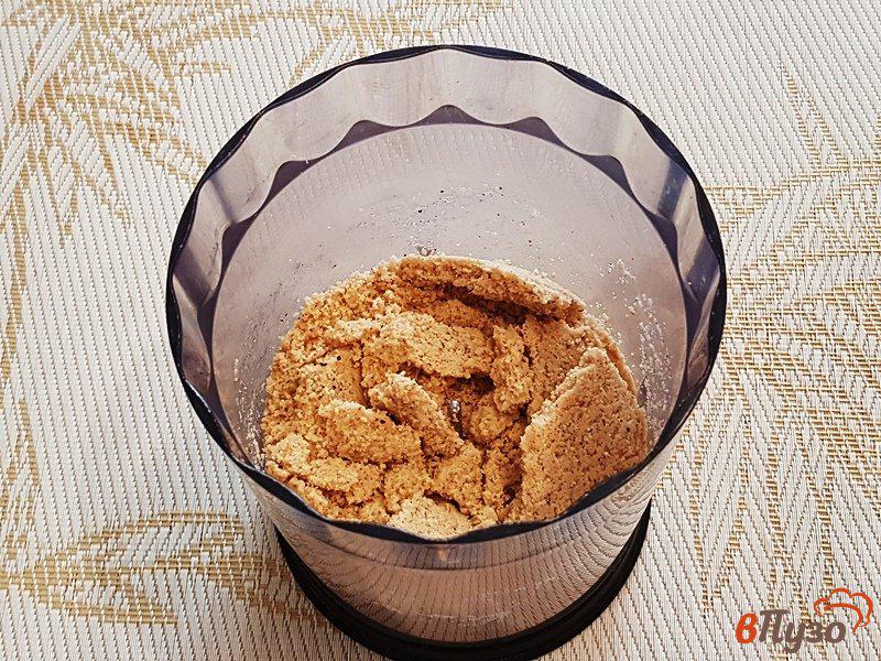 Фото приготовление рецепта: Шоколадно-ореховый пудинг шаг №3