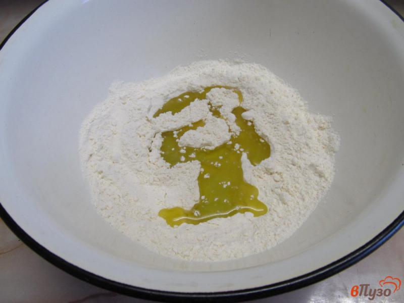 Фото приготовление рецепта: Булочки с сыром на соде шаг №1