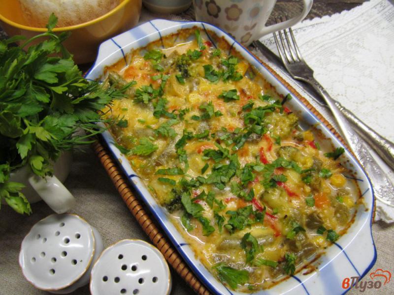 Фото приготовление рецепта: Куриное филе с овощами в сливочном соусе шаг №8