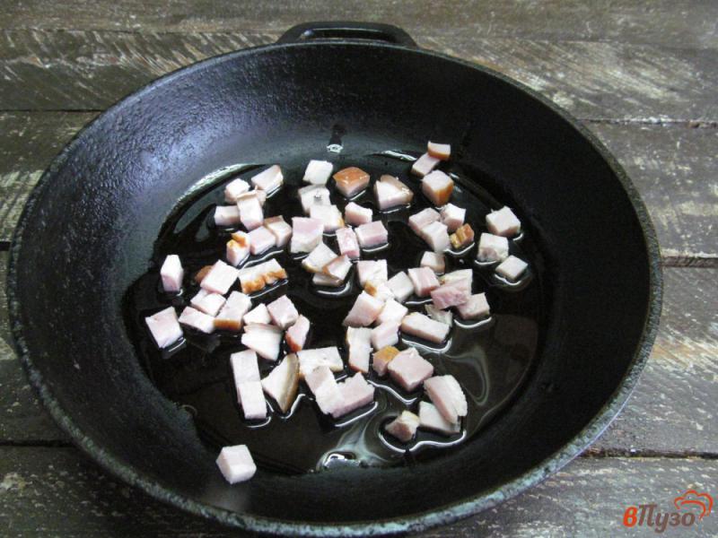Фото приготовление рецепта: А-ля тортилья с грибами и перепелиными яйцами шаг №1