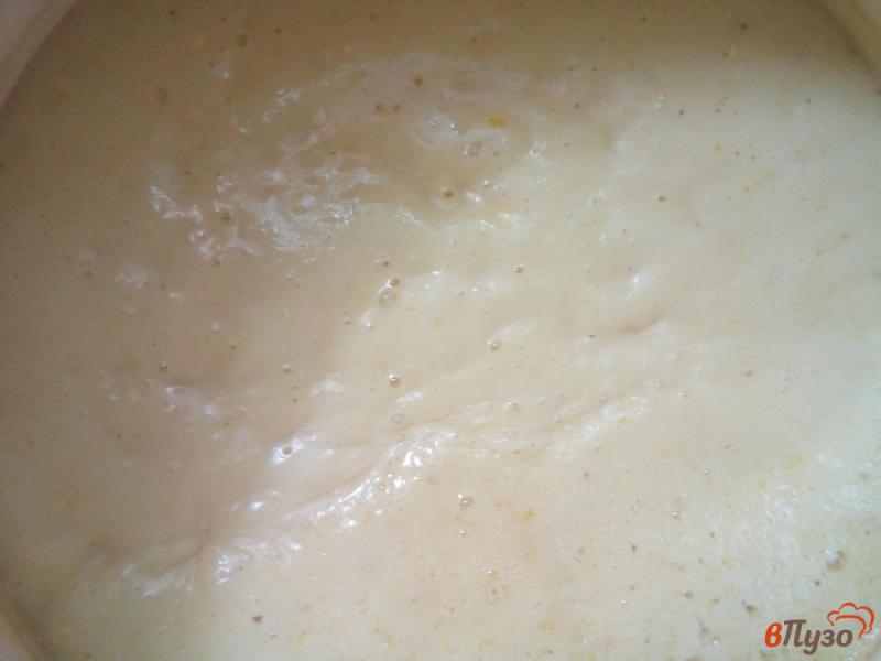 Фото приготовление рецепта: Пасхальный кулич со светлым изюмом шаг №5
