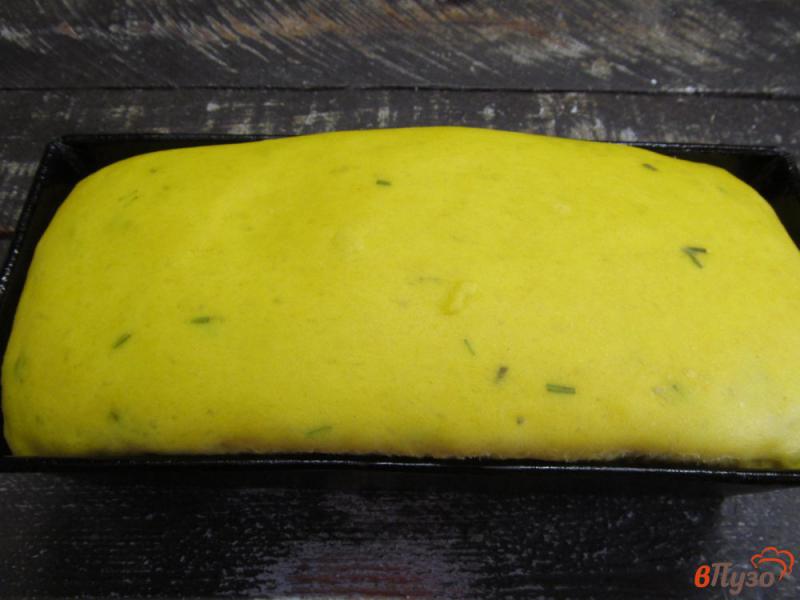 Фото приготовление рецепта: Хлеб с куркумой и розмарином на картофельном отваре с молоком шаг №8