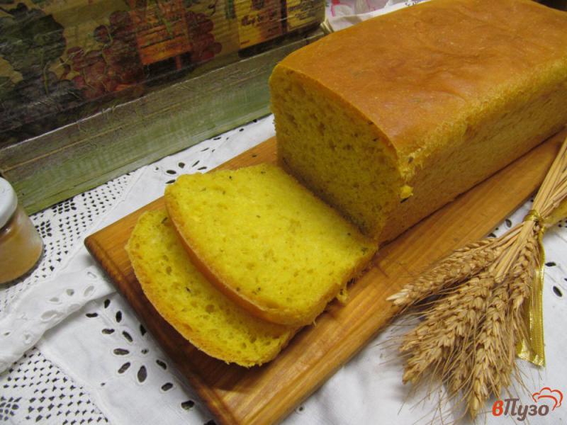 Фото приготовление рецепта: Хлеб с куркумой и розмарином на картофельном отваре с молоком шаг №9