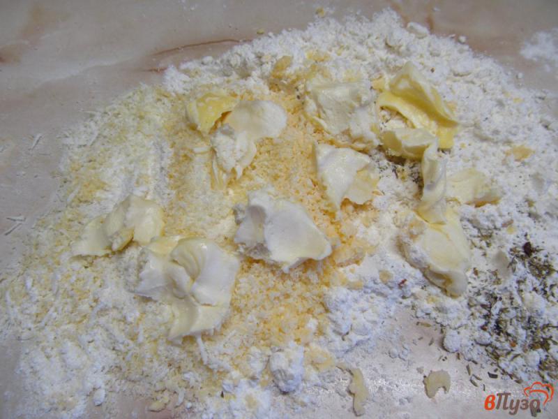 Фото приготовление рецепта: Грибное рагу с сырными сконами шаг №2