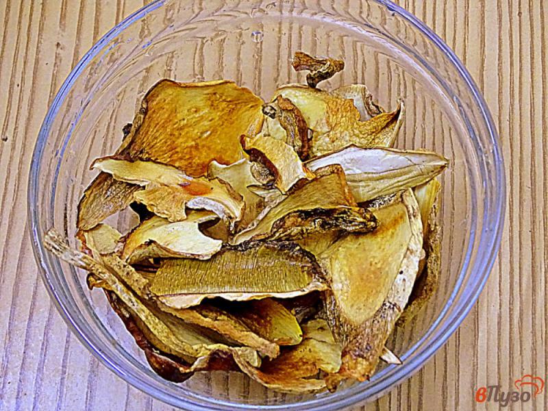 Фото приготовление рецепта: Соус с белыми грибами и со сливками шаг №1