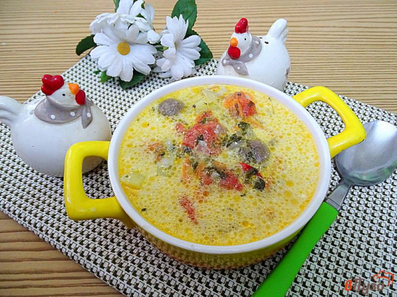 Фото приготовление рецепта: Сметанный суп с овощами и рисом шаг №7