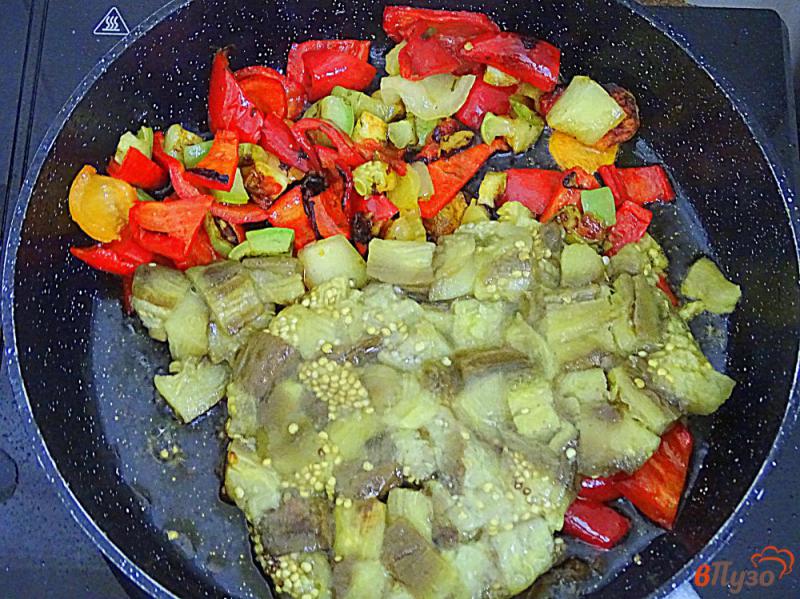 Фото приготовление рецепта: Рагу из замороженных овощей шаг №4