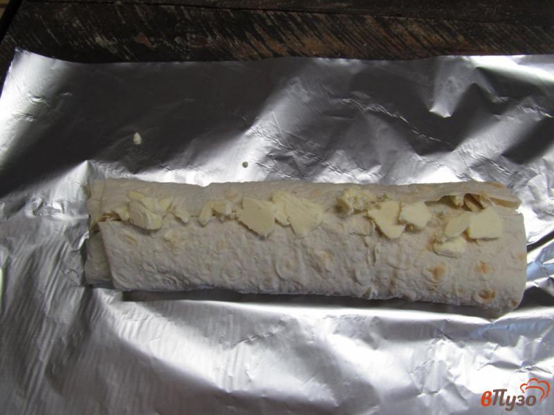 Фото приготовление рецепта: Пирог из лаваша с начинкой шаг №8