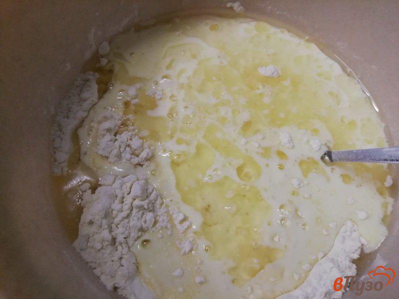 Фото приготовление рецепта: Спиральный пирог «Улитка» с вишней шаг №2